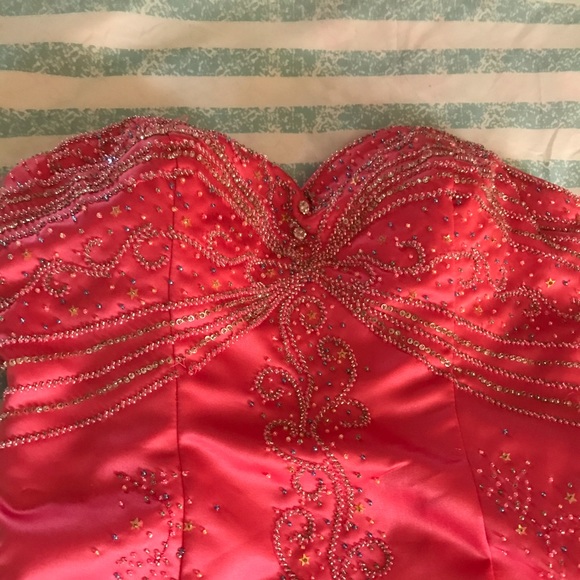 Formal Gown - Picture 3 of 4